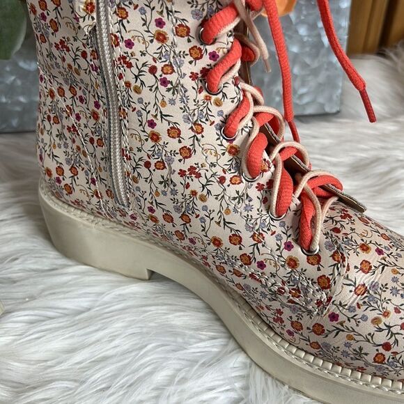 Schutz Mckenzie Leather Boot - Picture 11 of 14